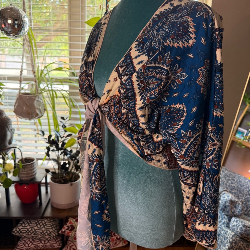 Boho Patchwork Tie-Front Crop Top - image 2